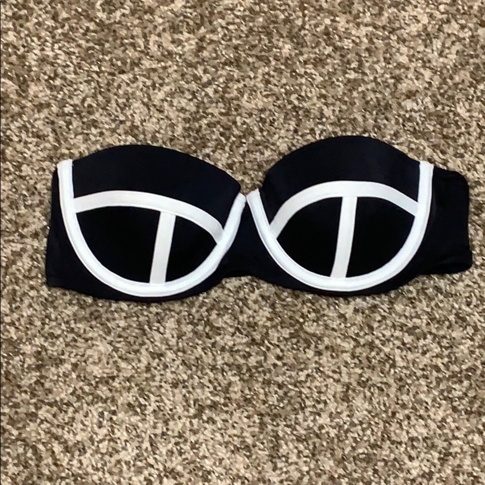 Victoria’s Secret Swimsuit Top